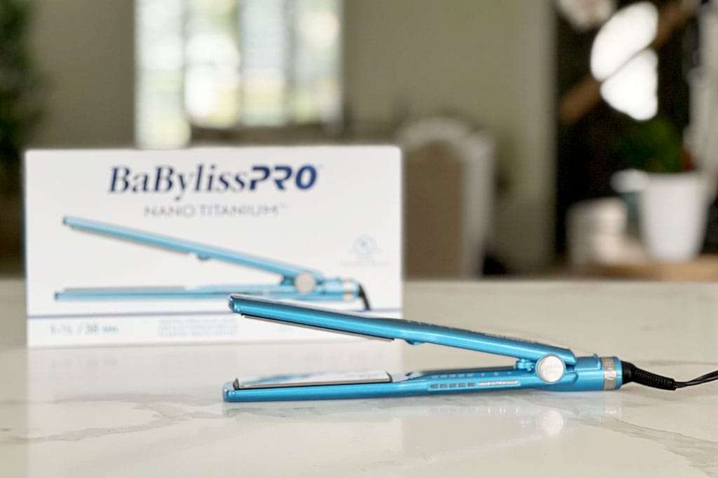 BabylissPro Nano Titanium Vented Ionic Flat Iron review