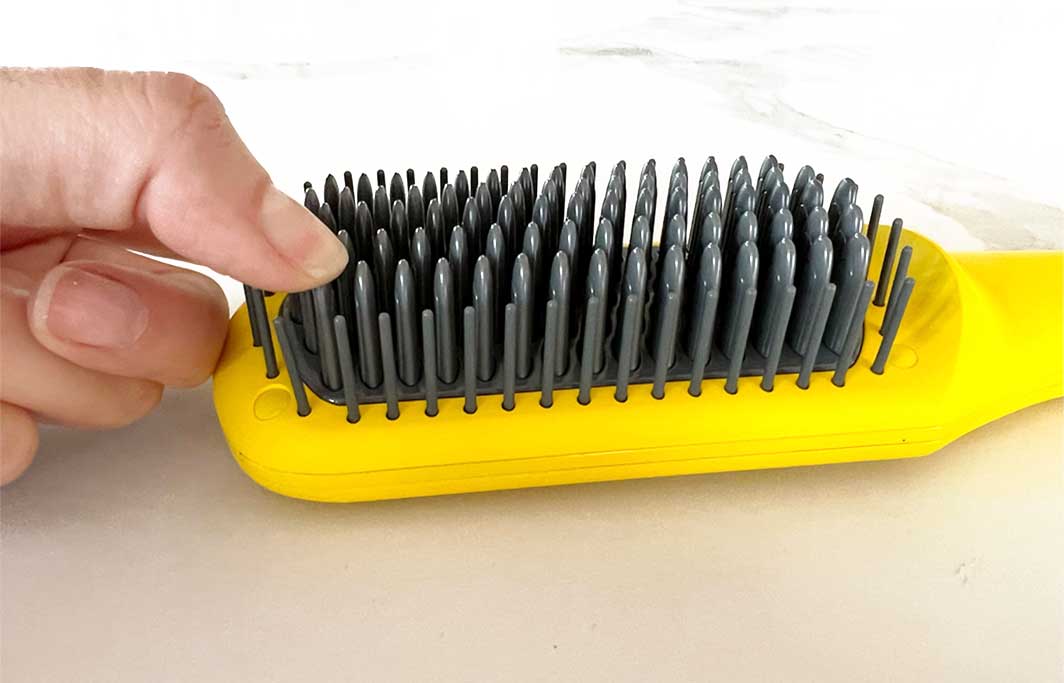 Drybar-The-Brush-Crush-Straightening-Brush-bristles