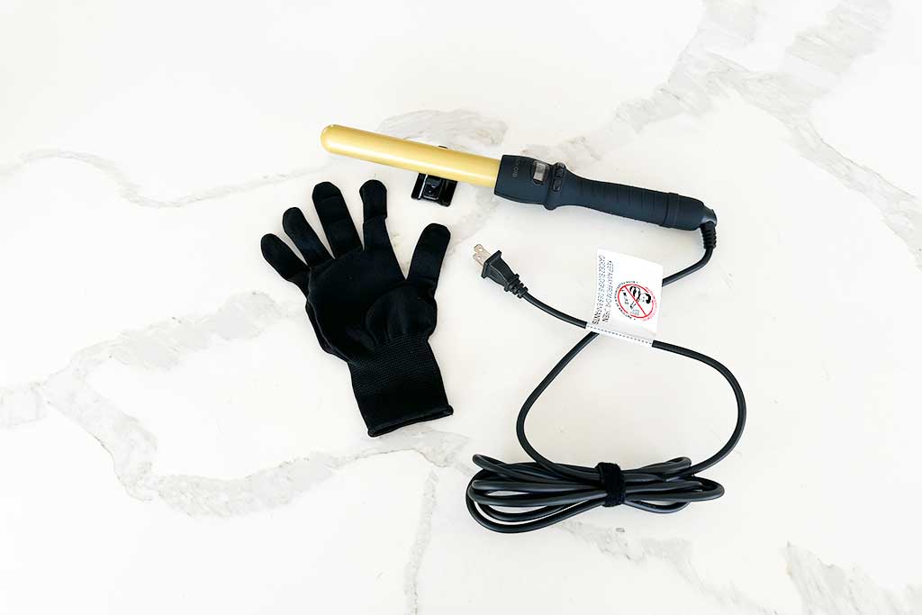 Bio-Ionic-GoldPro-Straight-Styling-Wand-accessories